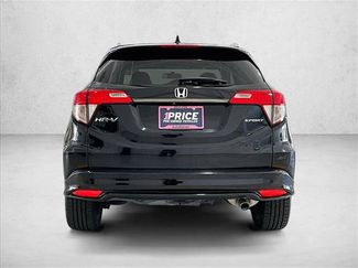 Used 2021 Honda HR-V Sport video 4