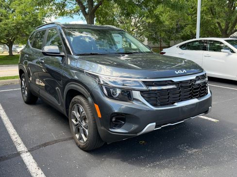 Used 2024 Kia Seltos S AWD/4WD image 5