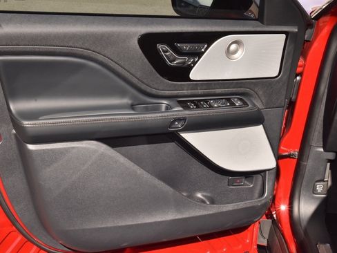 New 2026 Lincoln Aviator Reserve image 36