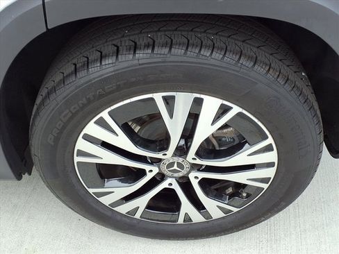 Certified 2024 Mercedes-Benz GLB 250 image 23