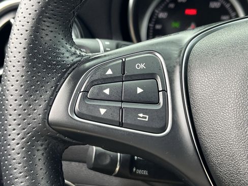 Used 2020 Mercedes-Benz GLA 250 4MATIC image 30