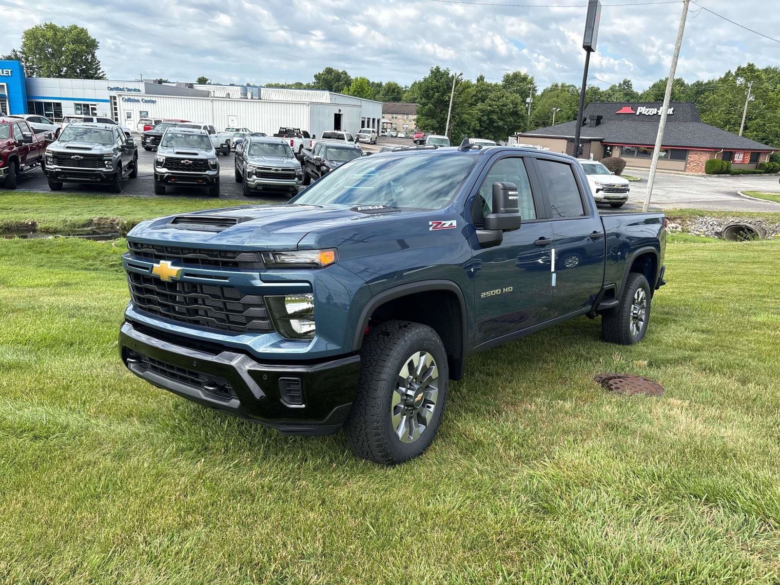 New 2026 Chevrolet Silverado 2500 Custom w/ Custom Value Package AWD/4WD image 1