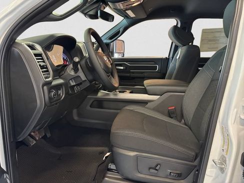 New 2026 RAM 2500 Big Horn AWD/4WD image 10