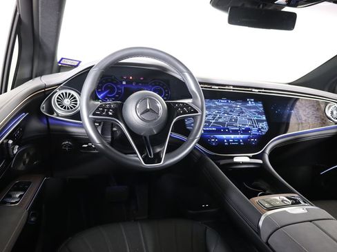 Used 2023 Mercedes-Benz EQS 580 4MATIC SUV image 31