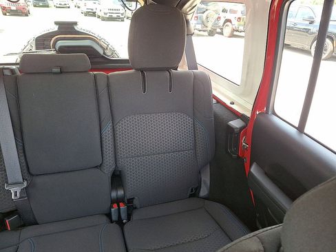 Used 2025 Jeep Wrangler Unlimited Rubicon 4xe w/ Convenience Group AWD/4WD image 14
