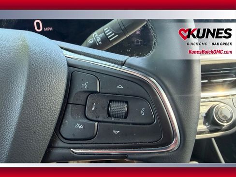 Used 2025 Buick Envista Sport Touring w/ Convenience I Package FWD image 12
