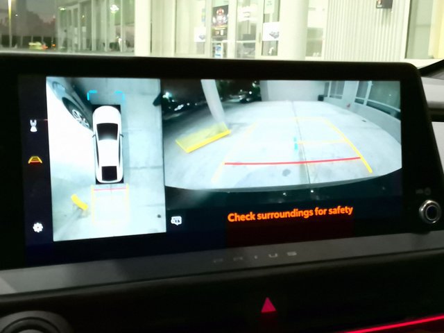 Certified 2026 Toyota Prius Plug-In Hybrid w/ Limited Premium Package FWD image 18