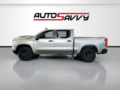 Used 2025 Chevrolet Silverado 1500 LT Trail Boss w/ Convenience Package II AWD/4WD image 4