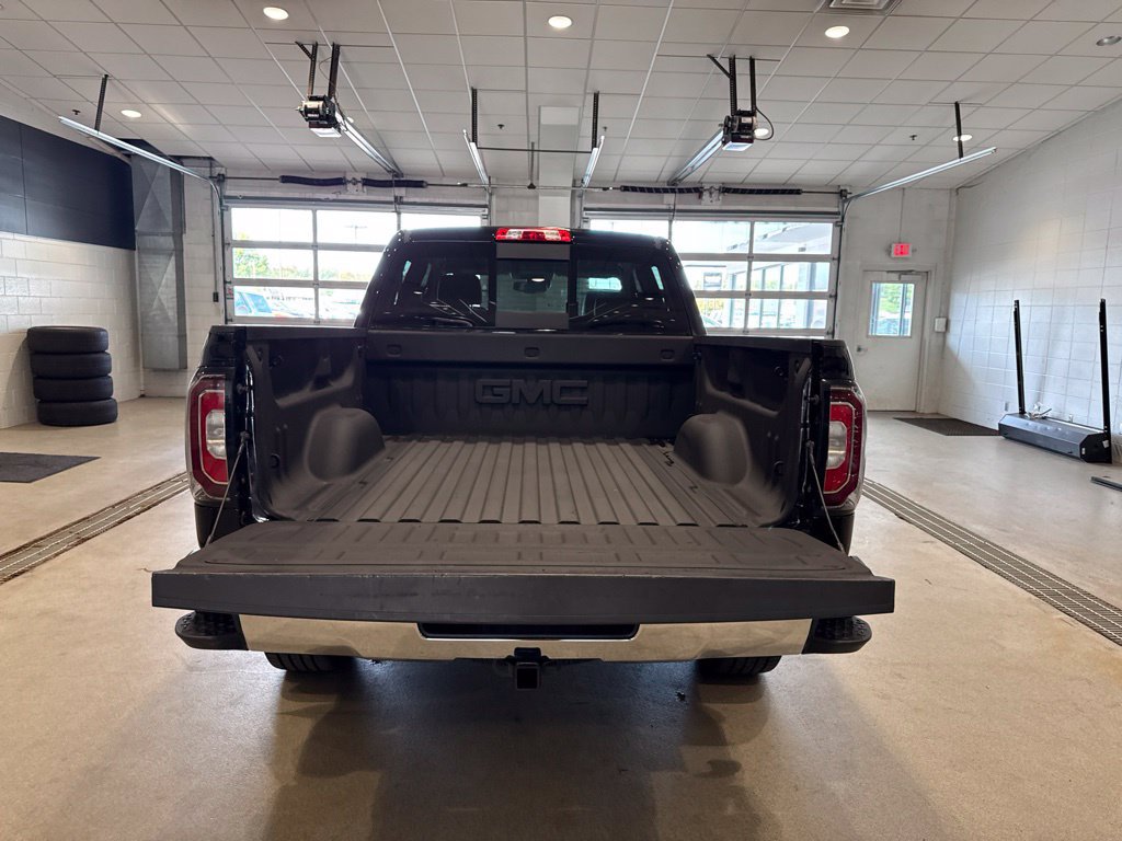 Used 2018 GMC Sierra 1500 SLT AWD/4WD image 18