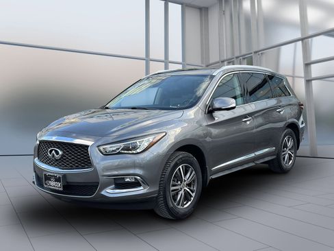 Used 2019 INFINITI QX60 Luxe w/ Essential Package image 3