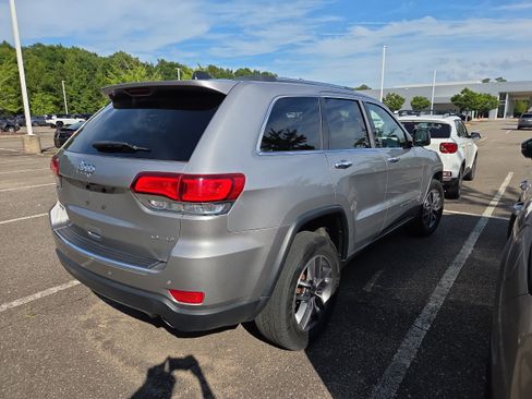 Used 2021 Jeep Grand Cherokee Limited AWD/4WD image 3
