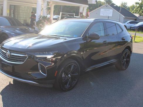 Used 2022 Buick Envision Essence w/ Sport Touring Package FWD image 3