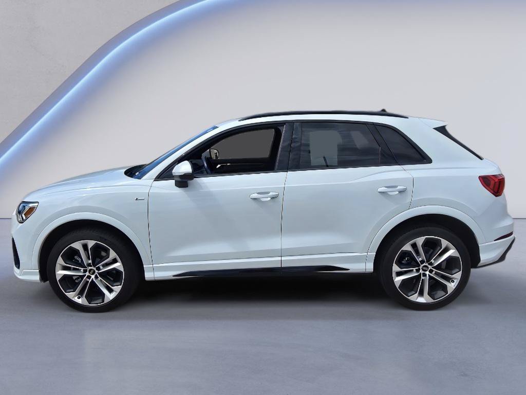 Used 2022 Audi Q3 2.0T Premium Plus AWD/4WD image 2