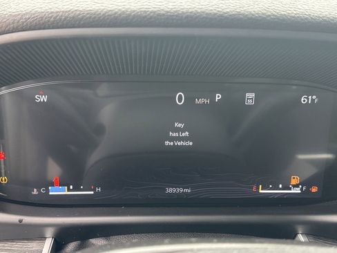 Used 2024 Jeep Wagoneer Series III w/ Premium Group I image 29