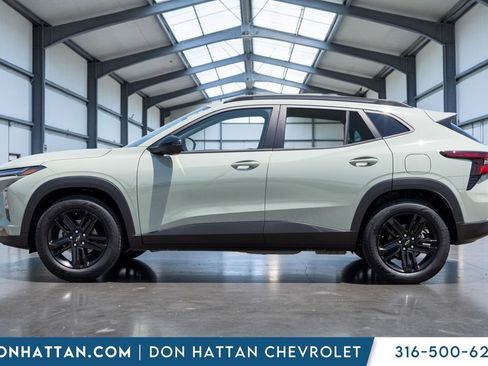 New 2026 Chevrolet Trax ACTIV w/ Driver Confidence Package FWD image 2