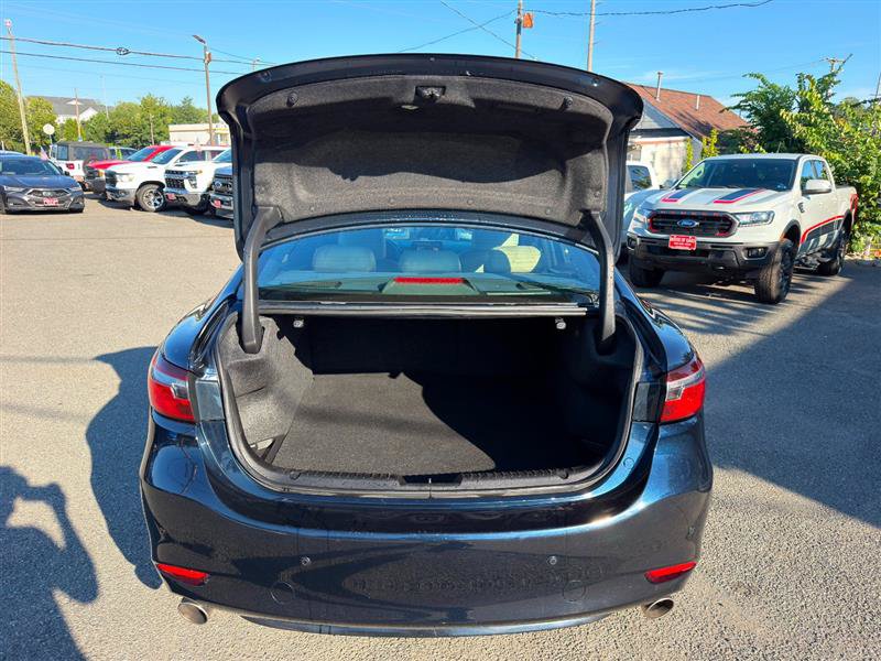 Used 2018 MAZDA MAZDA6 Signature FWD image 4
