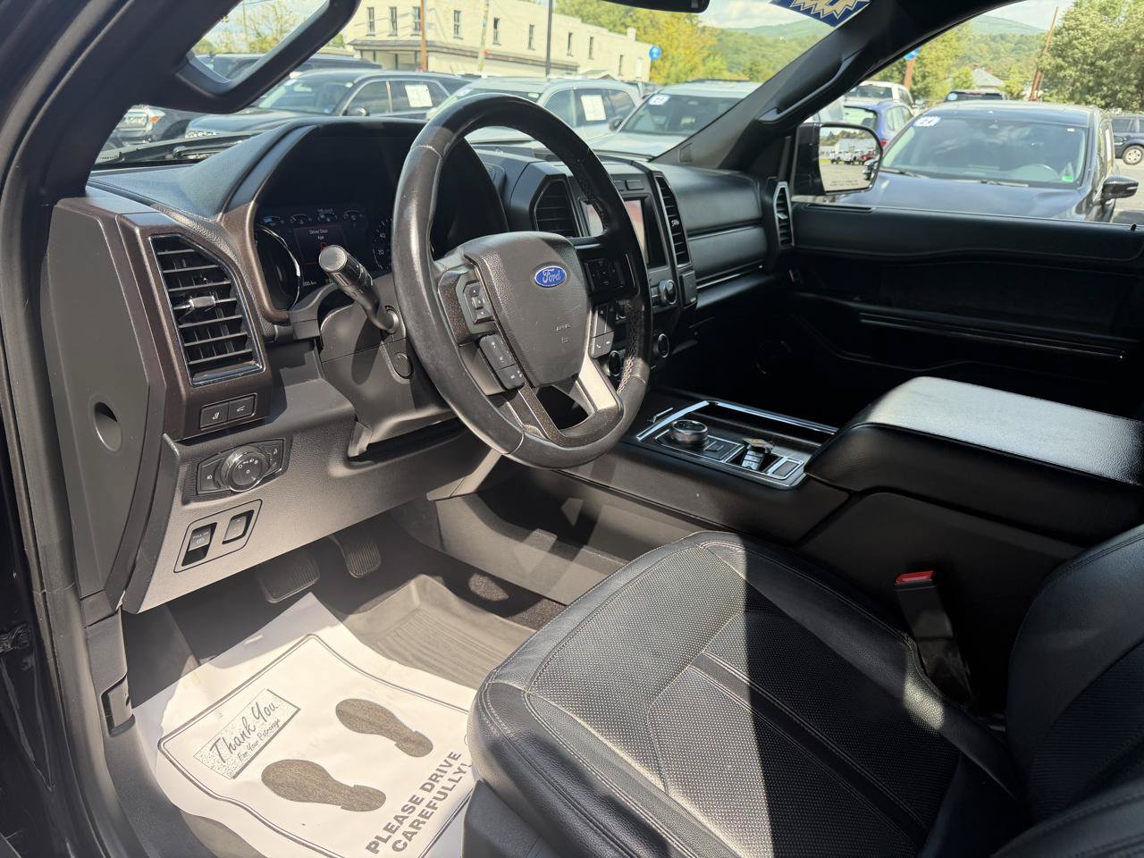 Used 2019 Ford Expedition Limited w/ Driver Assistance Package RWD image 11