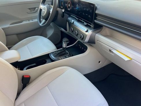 New 2026 Hyundai Kona SE FWD image 15