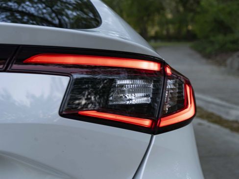 Used 2023 Honda Civic EX-L image 13