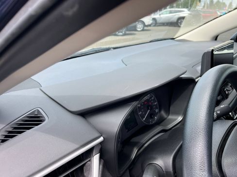 Used 2025 Toyota Corolla LE FWD image 34
