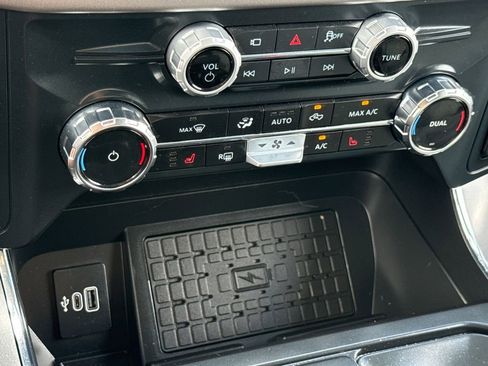 Used 2025 Ford F150 XLT w/ Equipment Group 303A High image 23