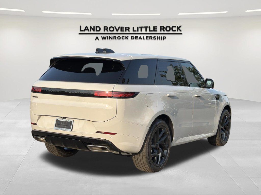 New 2026 Land Rover Range Rover Sport Dynamic SE AWD/4WD image 2