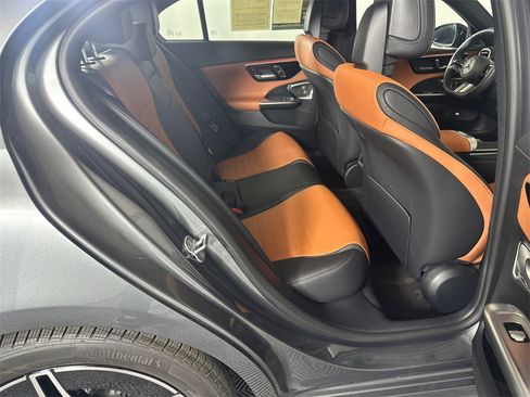 Certified 2024 Mercedes-Benz GLA 250 image 49