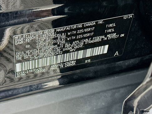 Certified 2025 Toyota RAV4 XLE image 32