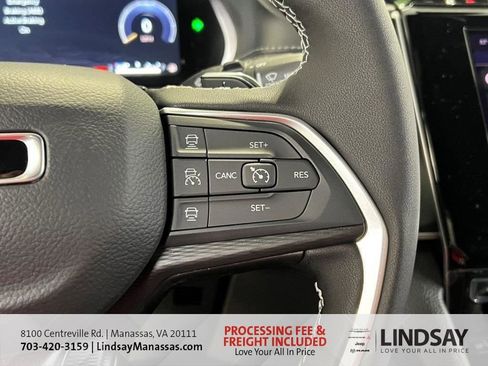 New 2025 Jeep Grand Cherokee Altitude AWD/4WD image 33