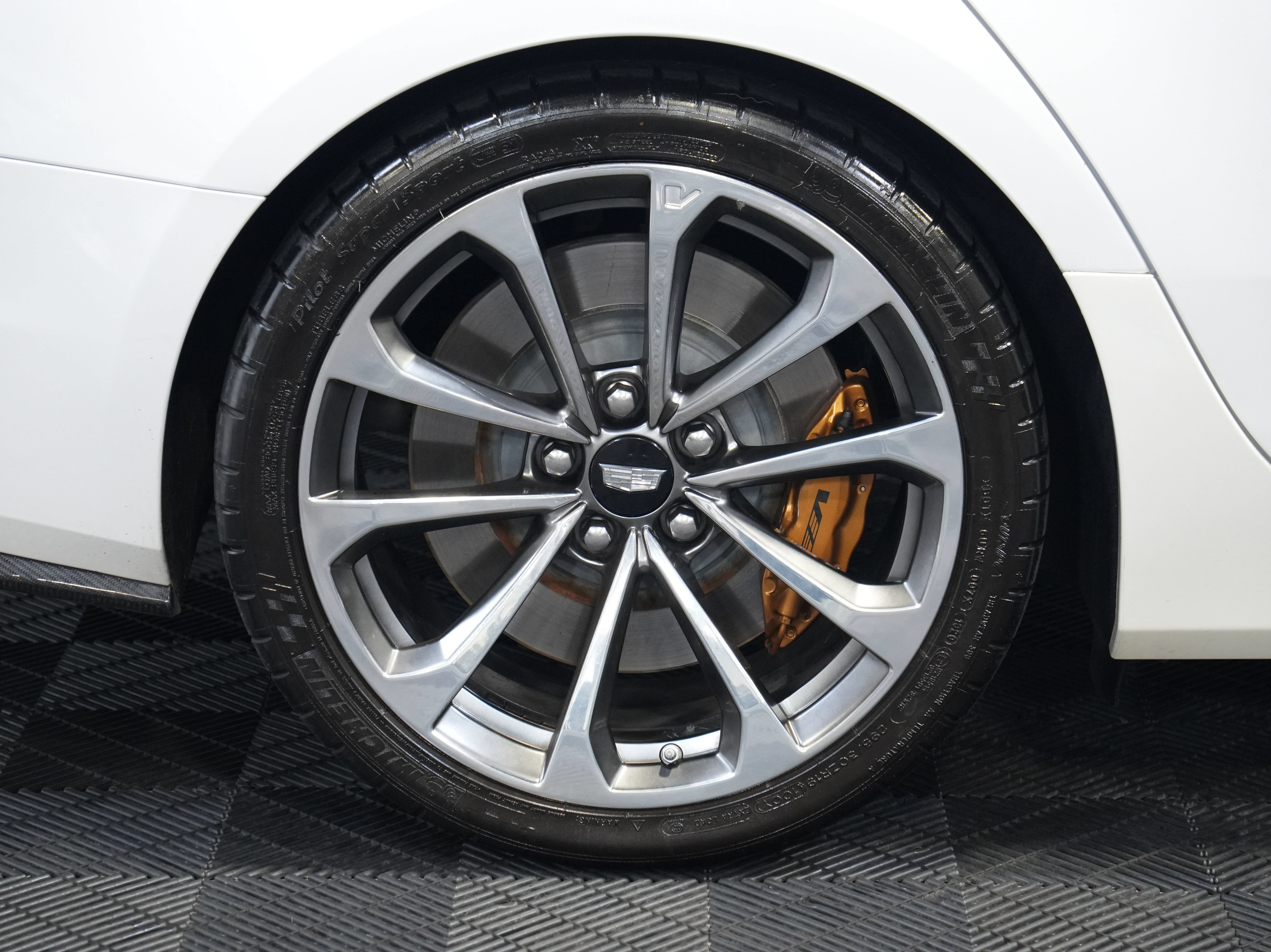 Used 2016 Cadillac CTS V w/ Carbon Fiber Package RWD image 58