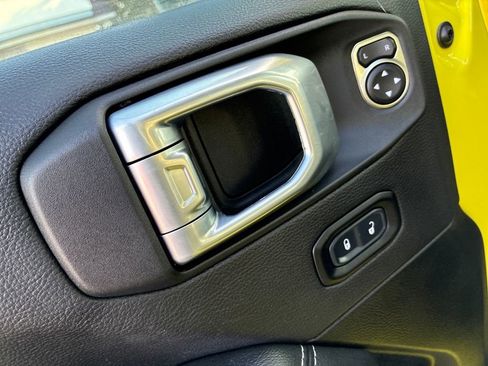 Used 2023 Jeep Wrangler Unlimited Sahara w/ Cold Weather Group image 12