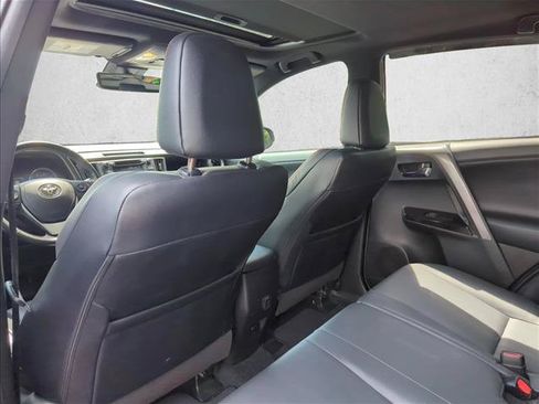 Used 2018 Toyota RAV4 SE w/ Power Extra Value Package AWD/4WD image 23