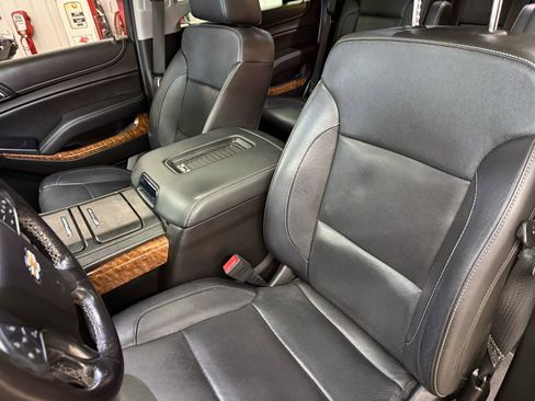 Used 2018 Chevrolet Tahoe Premier image 17