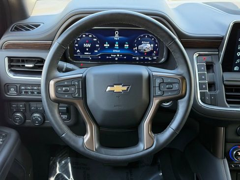 Used 2024 Chevrolet Tahoe High Country image 32