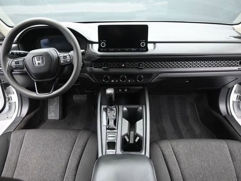 Used 2024 Honda Accord LX image 10