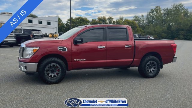 Used 2017 Nissan Titan SV AWD/4WD image 5