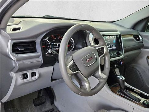Used 2017 GMC Acadia SLE w/ Driver Alert Package I FWD image 10
