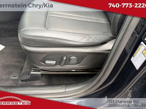 Used 2022 Kia Sorento SX AWD/4WD image 16