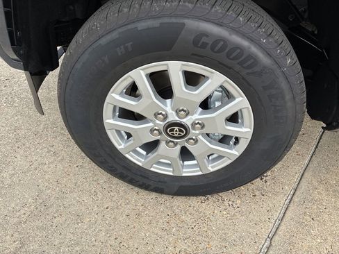 New 2026 Toyota Tacoma SR5 image 31