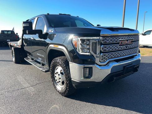 Used 2022 GMC Sierra 3500 Pro w/ Convenience Package image 3
