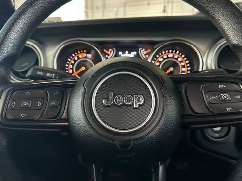 Used 2023 Jeep Wrangler Sport AWD/4WD image 23