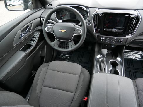 Used 2023 Chevrolet Traverse LT w/ LPO, Floor Liner Package AWD/4WD image 9