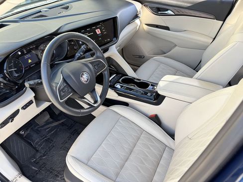 Used 2023 Buick Envision Avenir image 18
