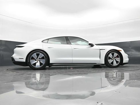Used 2024 Porsche Taycan 4S AWD/4WD image 44
