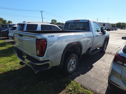 Used 2023 GMC Sierra 2500 Pro w/ Convenience Package AWD/4WD image 7