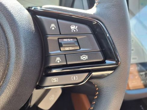 Used 2025 Subaru Forester Touring AWD/4WD image 15
