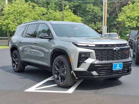 New 2026 Chevrolet Traverse RS FWD image 3