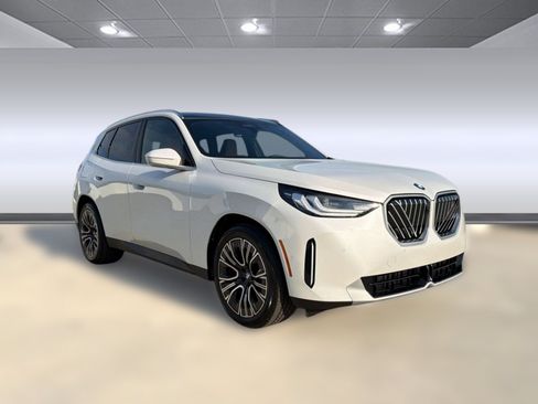 Used 2026 BMW X3 xDrive30i w/ Premium Package AWD/4WD image 6