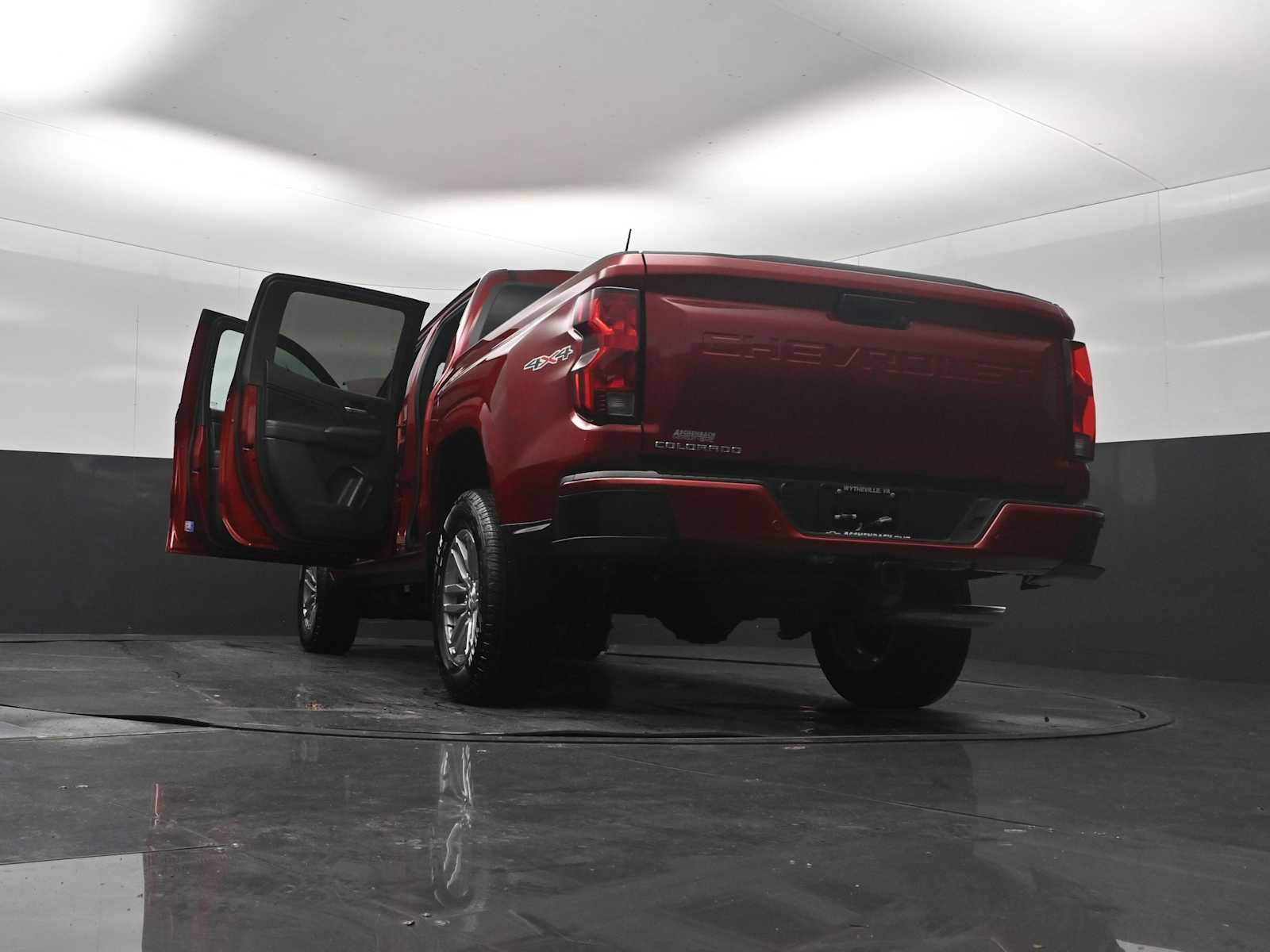 New 2026 Chevrolet Colorado LT w/ Advanced Trailering Package AWD/4WD image 31