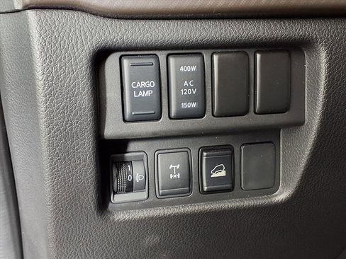 Used 2024 Nissan Titan PRO-4X w/ Pro-4x Convenience Package image 25